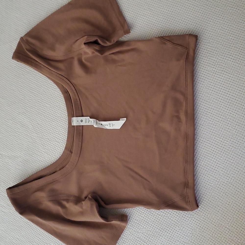 LuLuLemon top 6